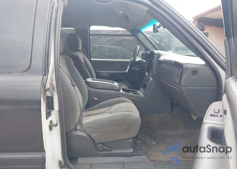 2003 Chevrolet Silverado 1500 Ls from USA, damaged, VIN 2GCEK19T031209086